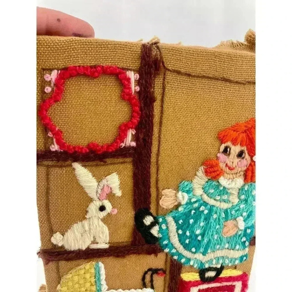 VTG Crewel Girls Memory Box Embroidered Textile Wall Art 7"x5" Sunset Designs - Picture 7 of 9